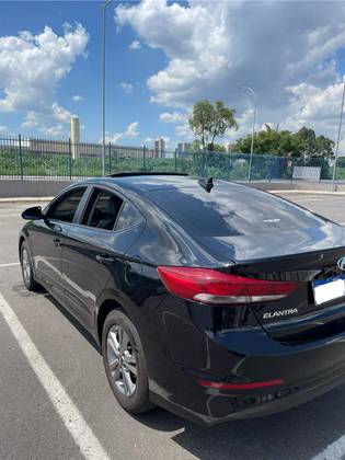 HYUNDAI ELANTRA 2.0 16V FLEX 4P AUTOMÁTICO HYUNDAI ELANTRA 2.0 16V FLEX 4P AUTOMÁTICO